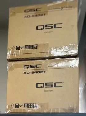 Ad-s402t Qsc Surface-mount Loudspeaker White
