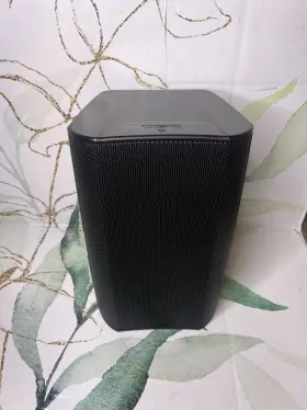 Ad-s6 Qsc Surface Mount Loudspeaker Only One Speaker
