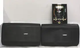 Ad-s82 Qsc Tested Working Black Weather-resistant Speaker 2x Pair