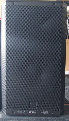 945-a Rcf Art 2100 Watt Powered Speaker