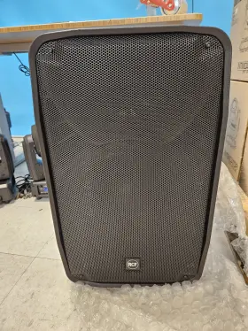 Avi-hd-35a Rcf Hd 35-a 15 Inch 2-way 1400w Active Speaker - Used
