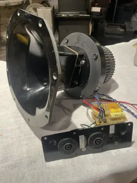 Cdt500 Renkus-heinz Cdt500/44 Complex Conical Horn With Driver Crossover From Sr6/6 Speaker
