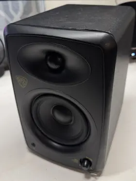 Asm5 Rockville 5-inch Active Studio Monitor For Parts Or Repair