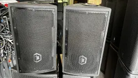108-96n Speakers 108-96 Pair Mccauley Id1 Idesign Single 8 Inch And 1.4 Horn With Wall Mounts