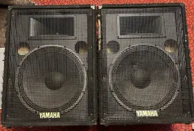 S15e Speakers Yamaha Model #