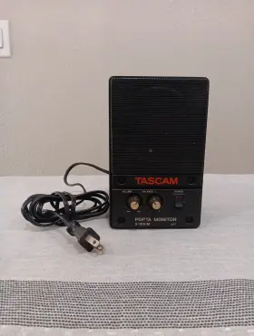 S-1010m Tascam For Parts - Porta Monitor Left