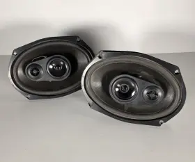 Th-6931 Thumb Mickie Thump Pair Of Speakers Model 200 Watt 9 Inch Old School Vintage