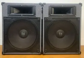 Sl-15 Toa 2 Monitors/loudspeakers 240 Watts 8 Ohm Xlr In/outputs