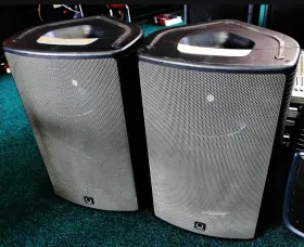 000-aw202-00010 Turbosound Milan M15 Active Powered Speakers With Tuki Covers