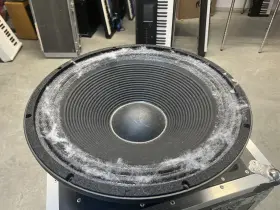 Tfa-600l Turbosound Ls1815 Woofer - Needs Repair/recone Tsw-218 And