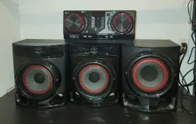 Cj45 Xboom Lg 720w Home System Black And Red Gloss With Speakers Sub