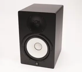 Yamaha 196271485186 Hs8 2-way Bass-reflex Bi-amplified Near-field Studio Monitor Black