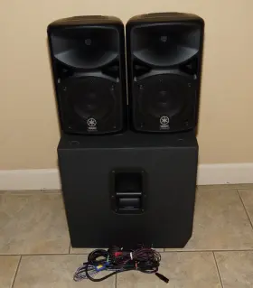 Dxs12mkii Yamaha 400bt Stagepas Portable Pa System 12 Inch Sub