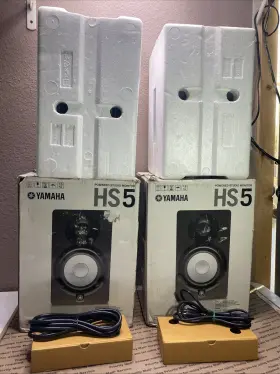 Yamaha 957812532914 Hs5 Studio Monitor Pair Fully Tested/ Work Great Lot Of 2