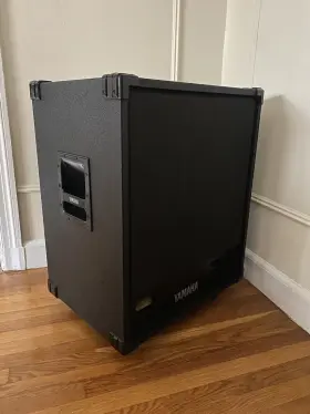 S118 Yamaha Iii Bass Cabinet And 18 Inch Speaker Powerhouse On Wheels - Usa