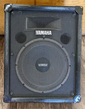 400w Yamaha Sm15 Professional 2-way Pa Floor Wedge Monitor Speaker