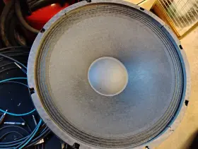 400b Yorkville 15 Inch 8 Ohm Bass Speaker