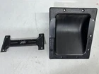 1 X Peavey 358-S Replacement Speaker Handle & Cup Used. Price: $68.84.