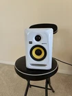 Krk Systems Rokit Powered White Active Studio Monitor 4IN 70W RP4G3W-NA Used. Price: $85.00.